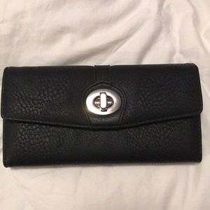 Black charming Charlie wallet